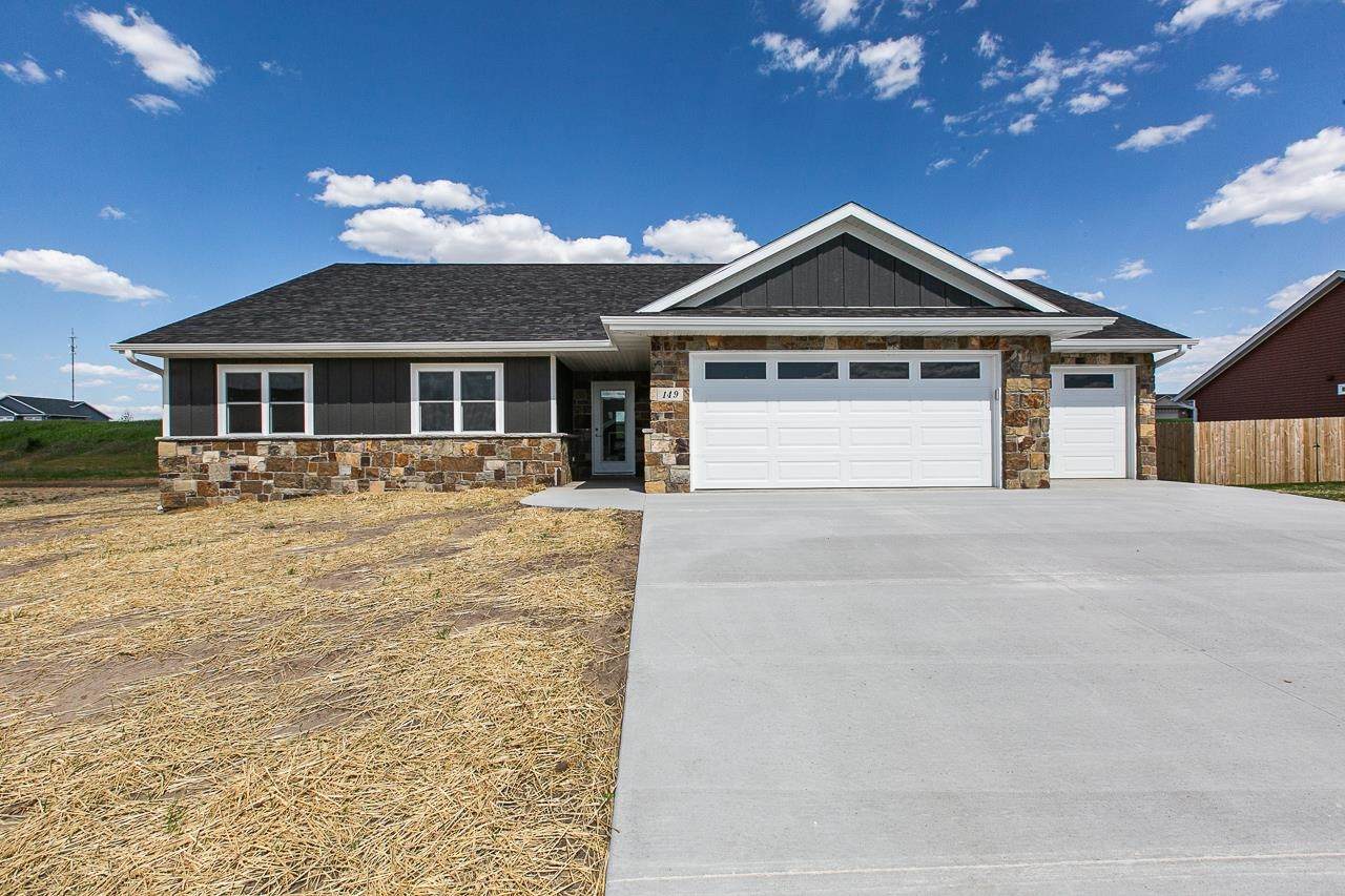 149 Mulberry Drive - Photo 1