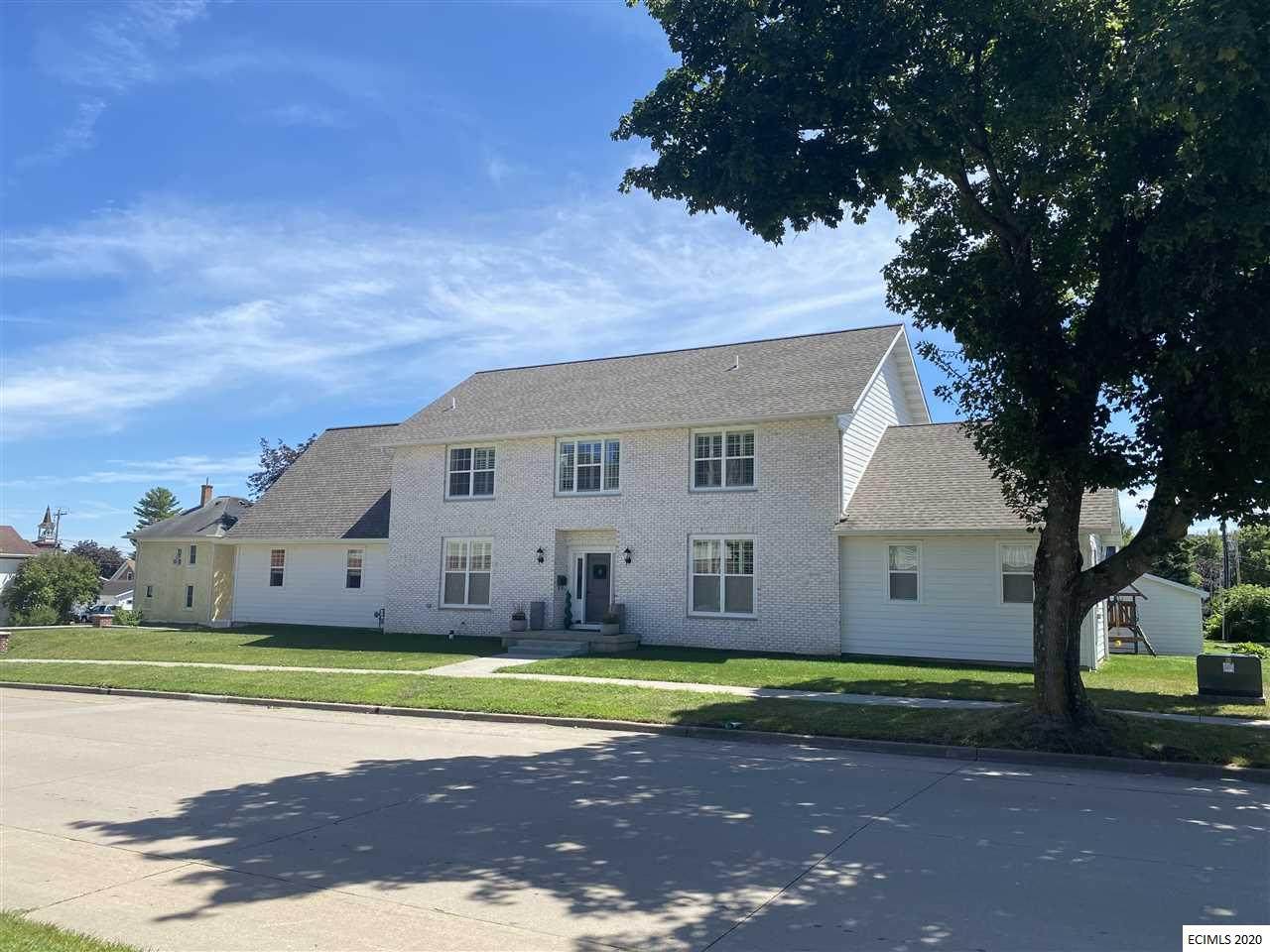 206 5th Street - Photo 1