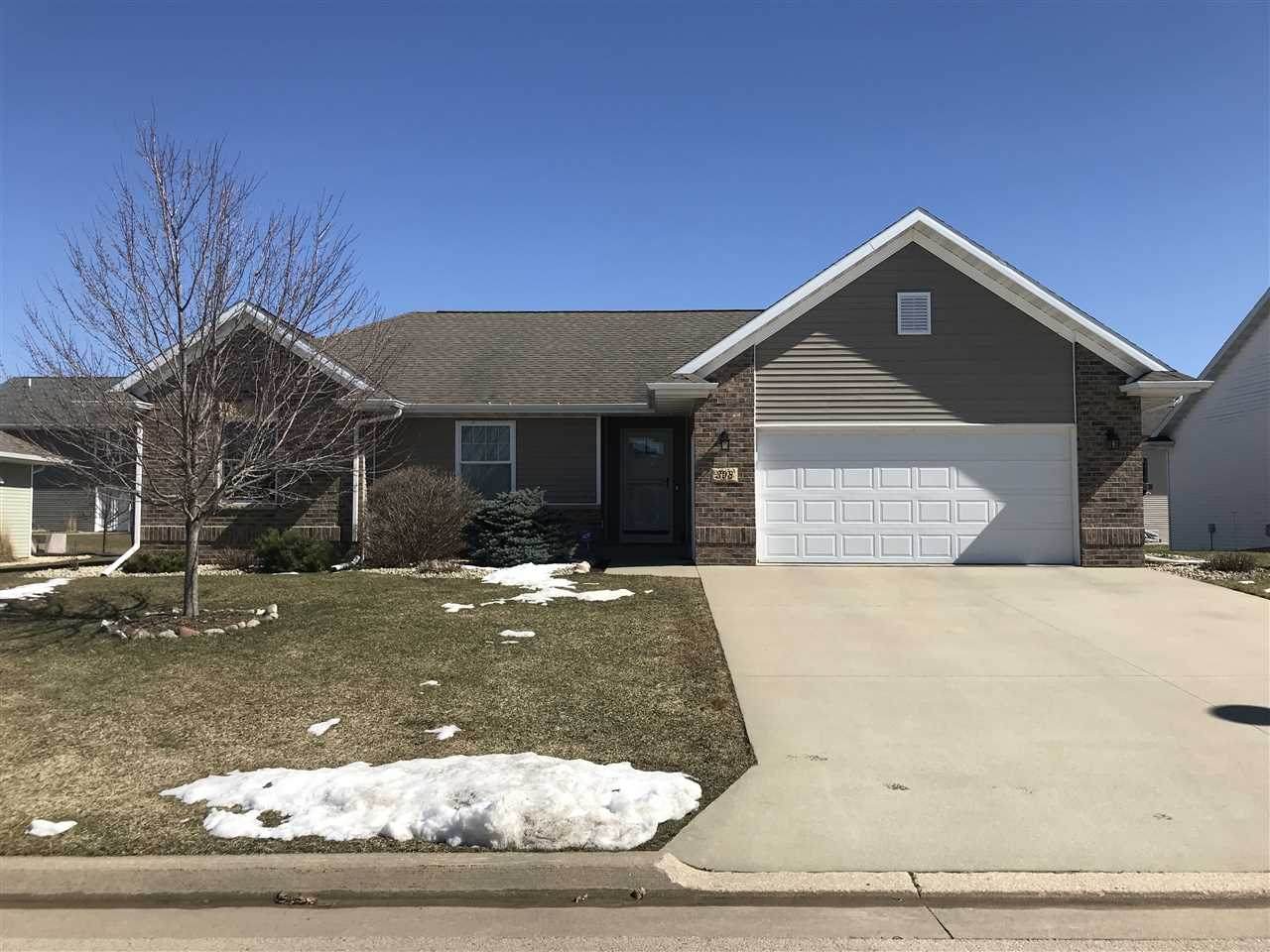 398 Bryn Drive - Photo 1