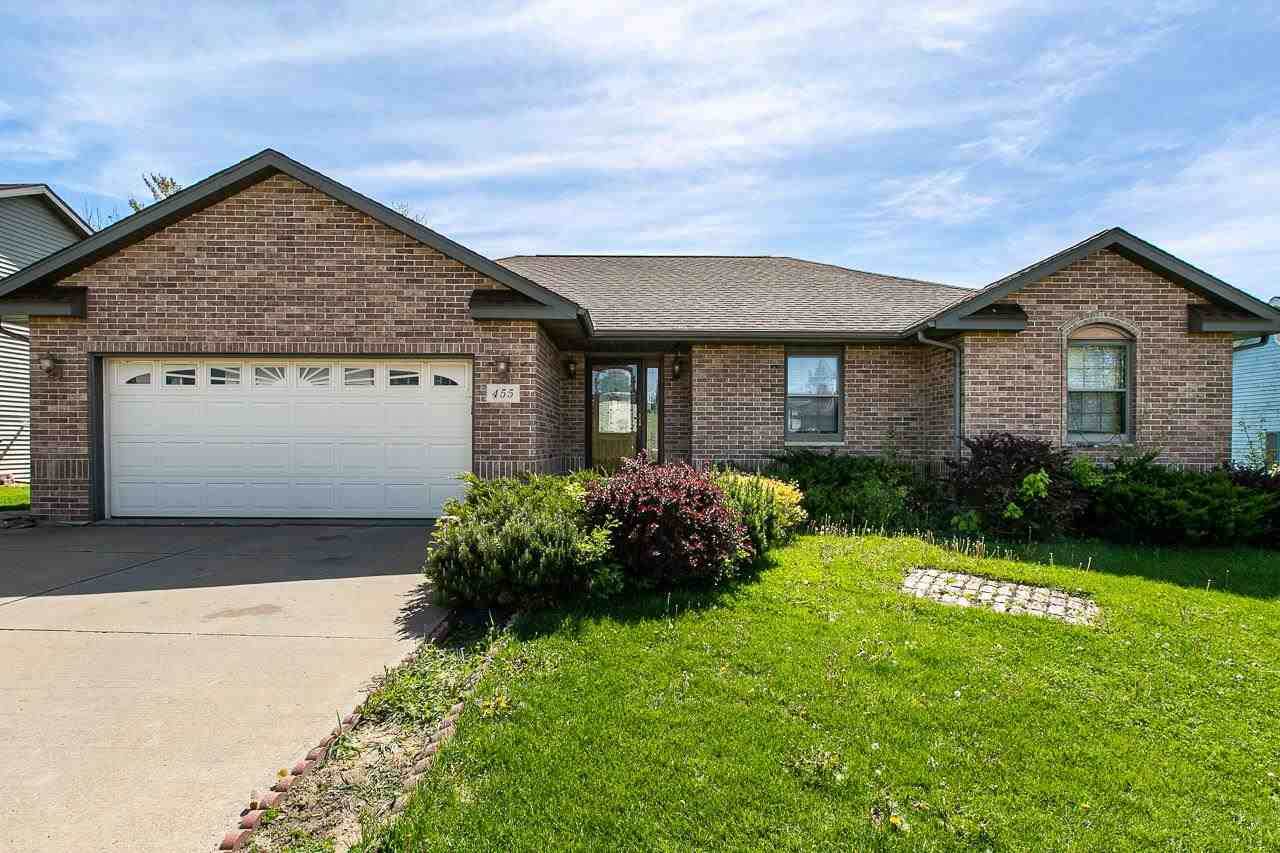 455 Plum Street - Photo 1