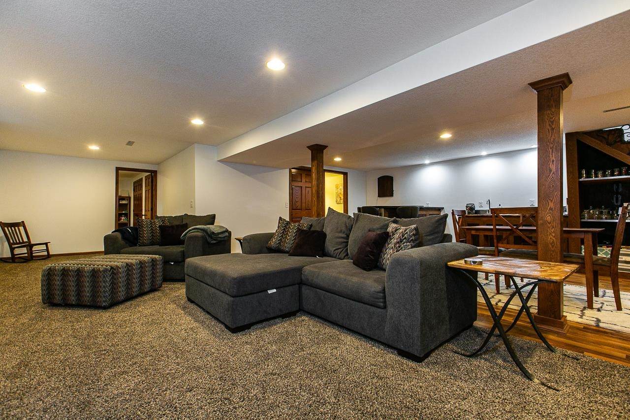 408 Charlotte Street - Photo 1