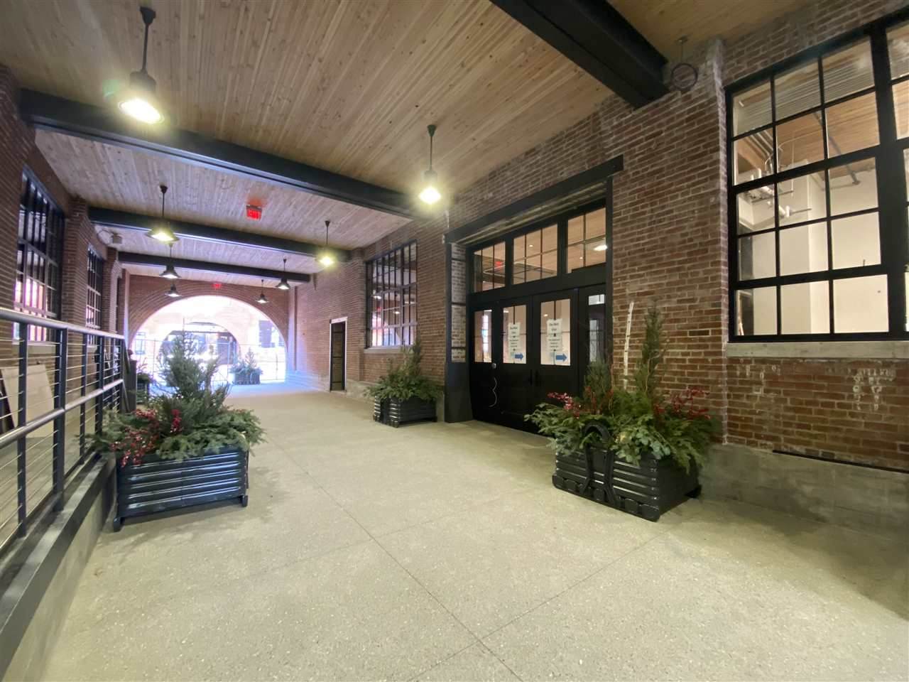 1000 Jackson Street - Photo 1