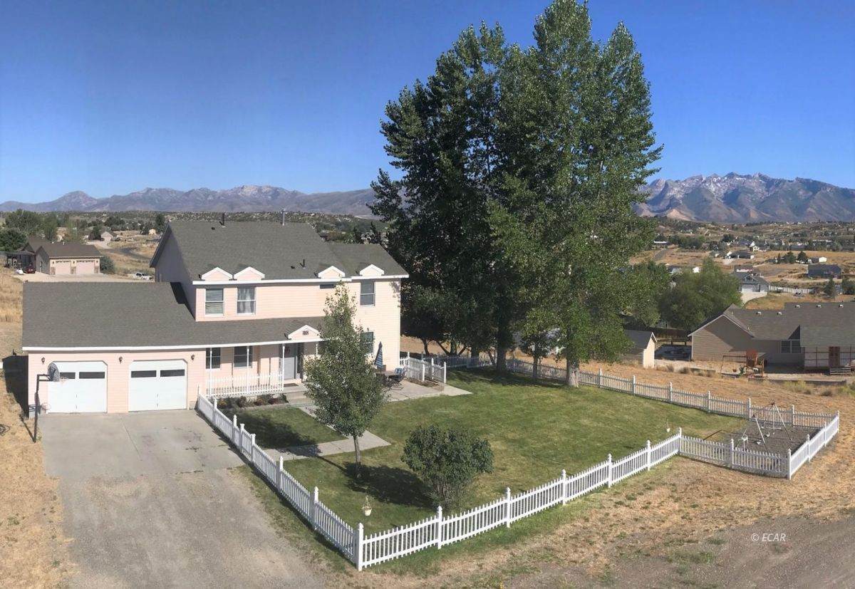 132 Deerbrush Drive - Photo 1