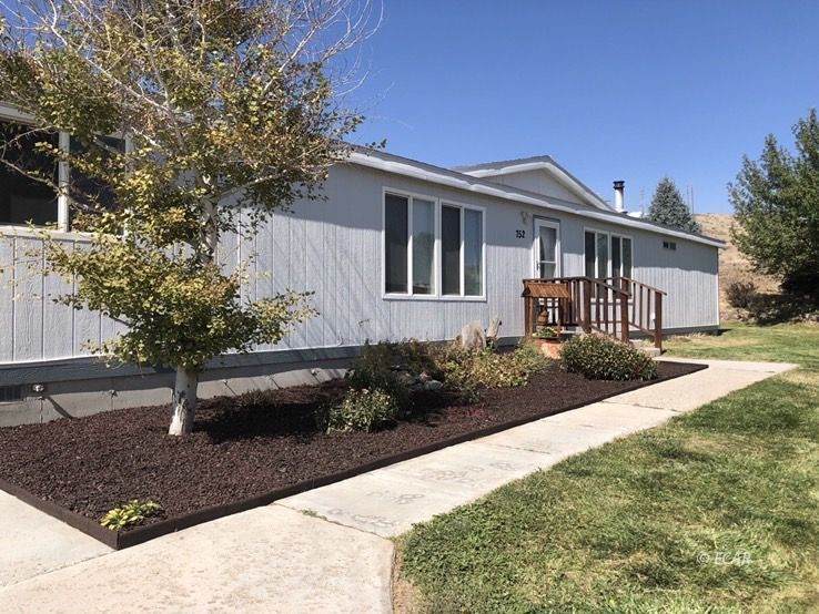 752 3rd Street - Photo 1