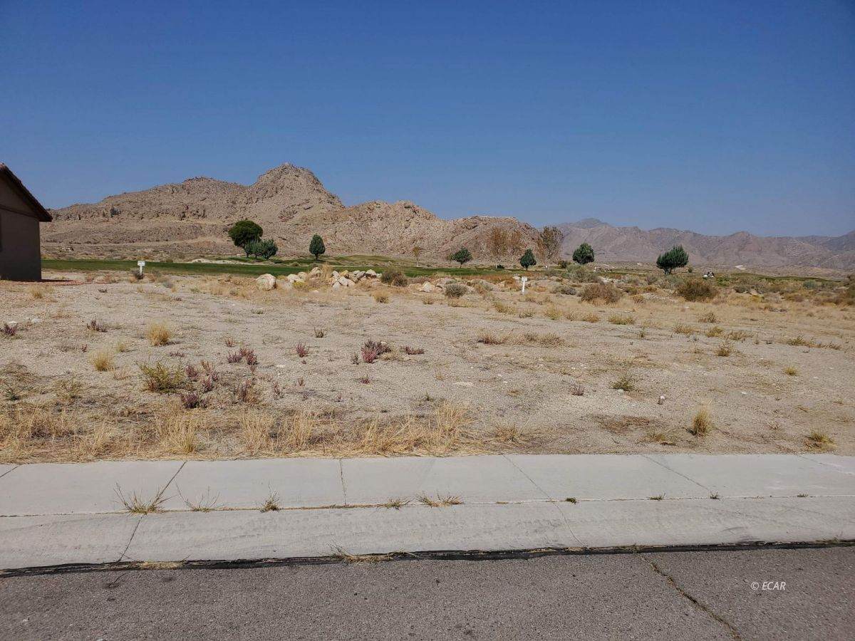 2982 Fairway View Drive - Photo 1