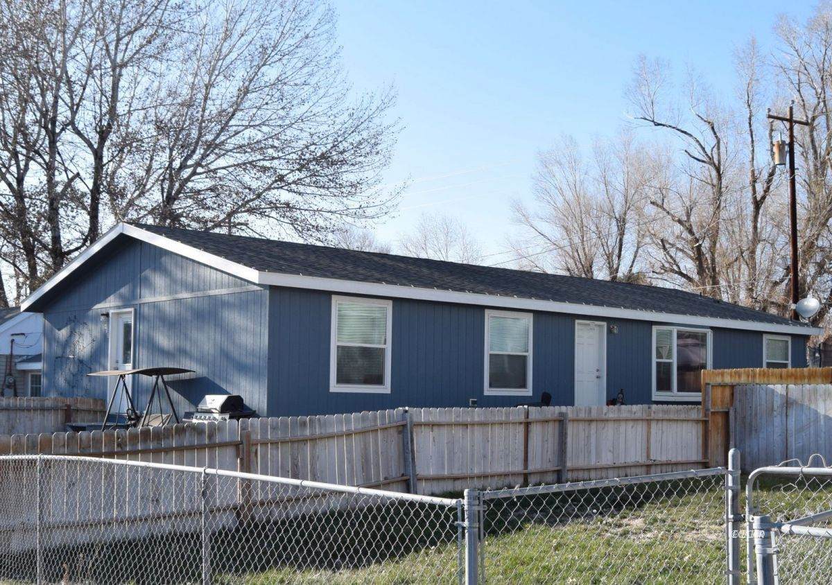 410 Hamilton Street - Photo 1