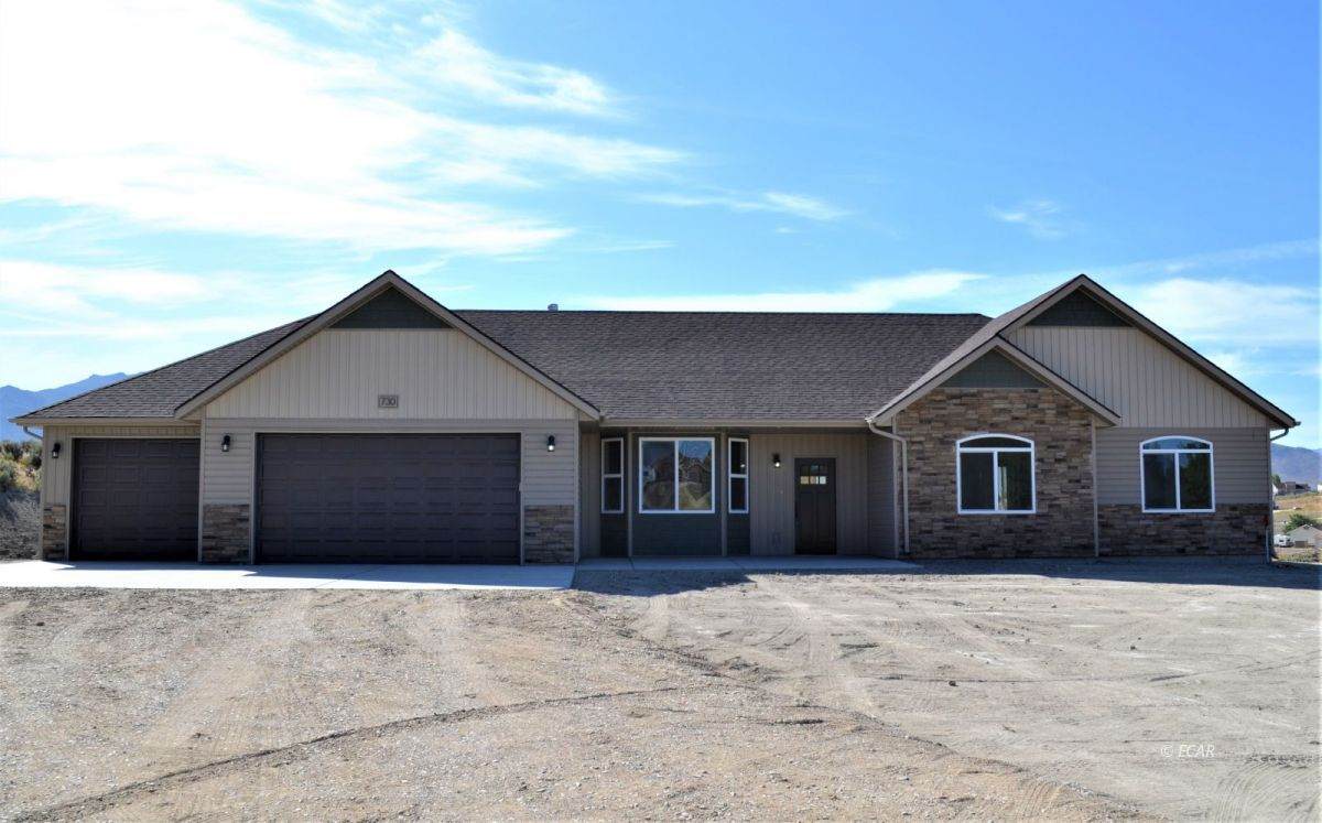 534 Robinson Court - Photo 1