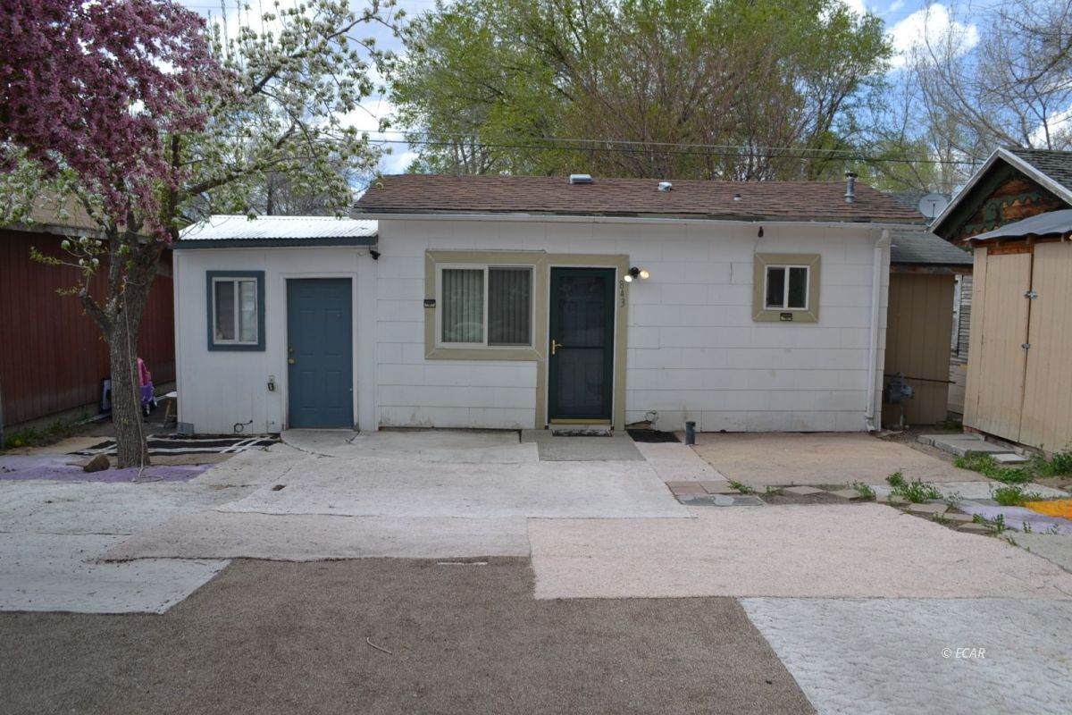 843 Lincoln Avenue - Photo 1