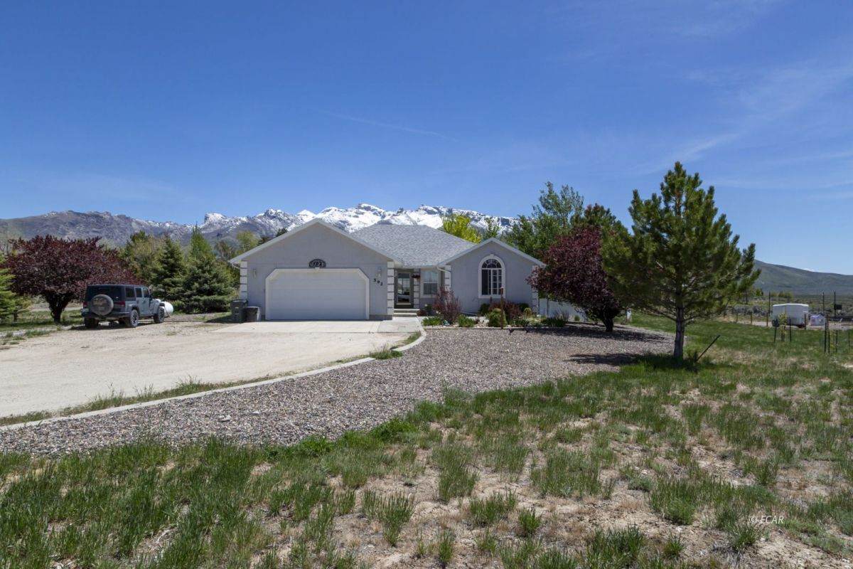 592 Wolf Creek Drive - Photo 1
