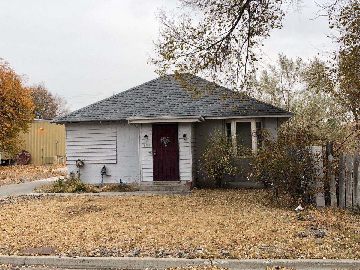 625 5th Street - Photo 1