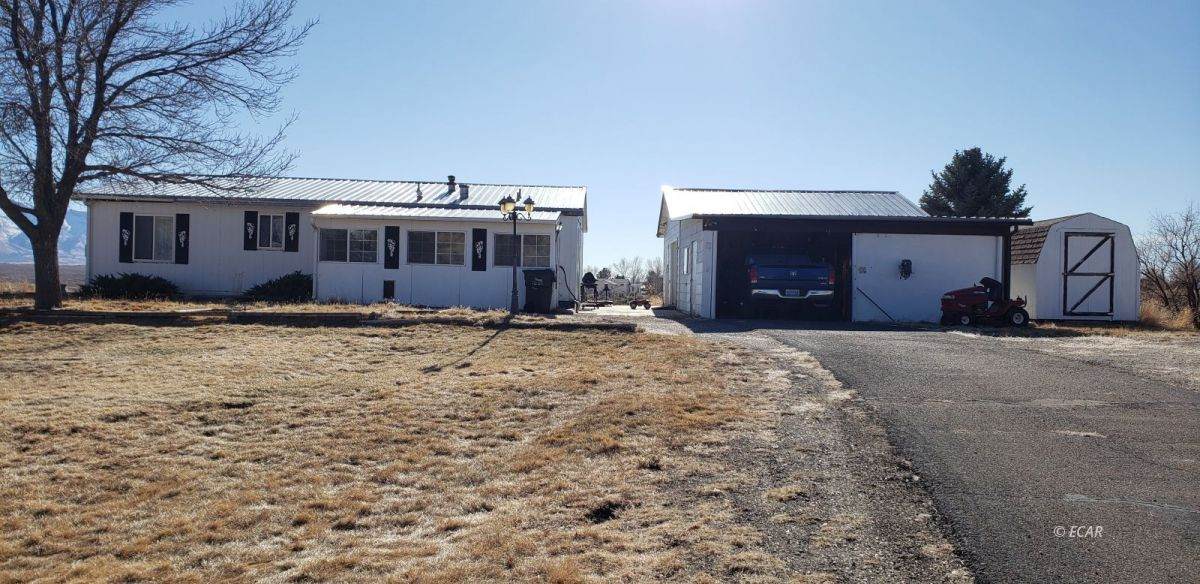 300 Rustic Drive - Photo 1