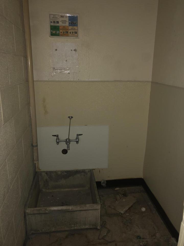 8701 Alameda Avenue - Photo 1