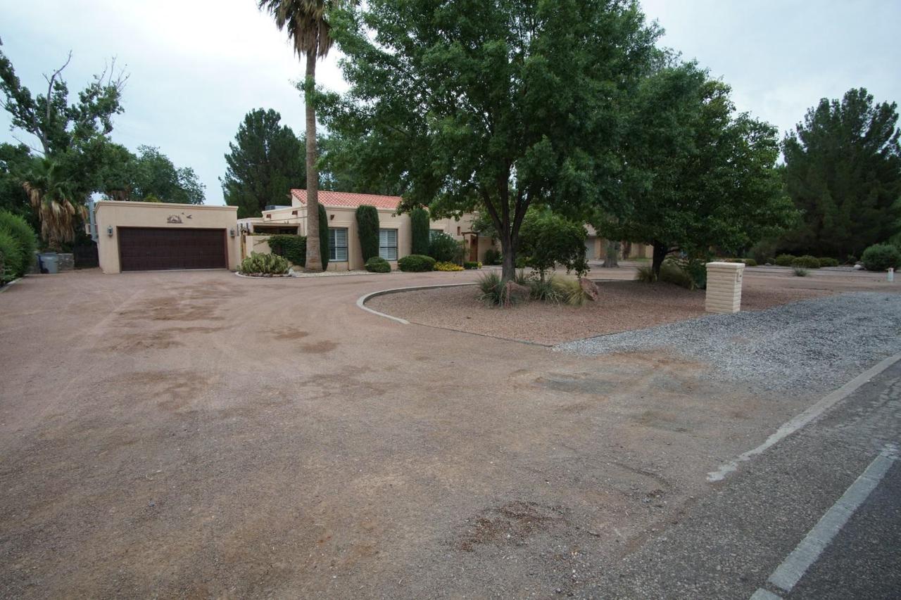 713 Sunset Road - Photo 1