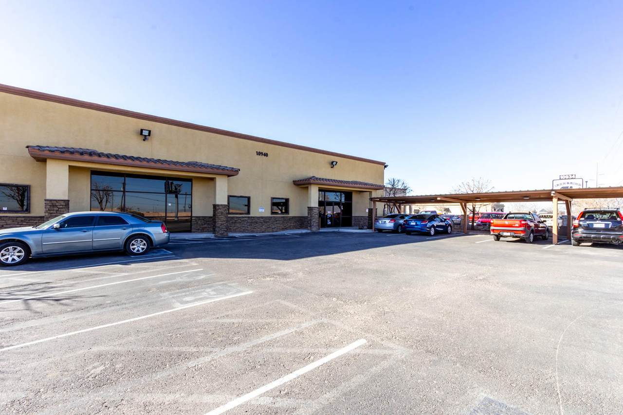 10940 Montana Avenue - Photo 1