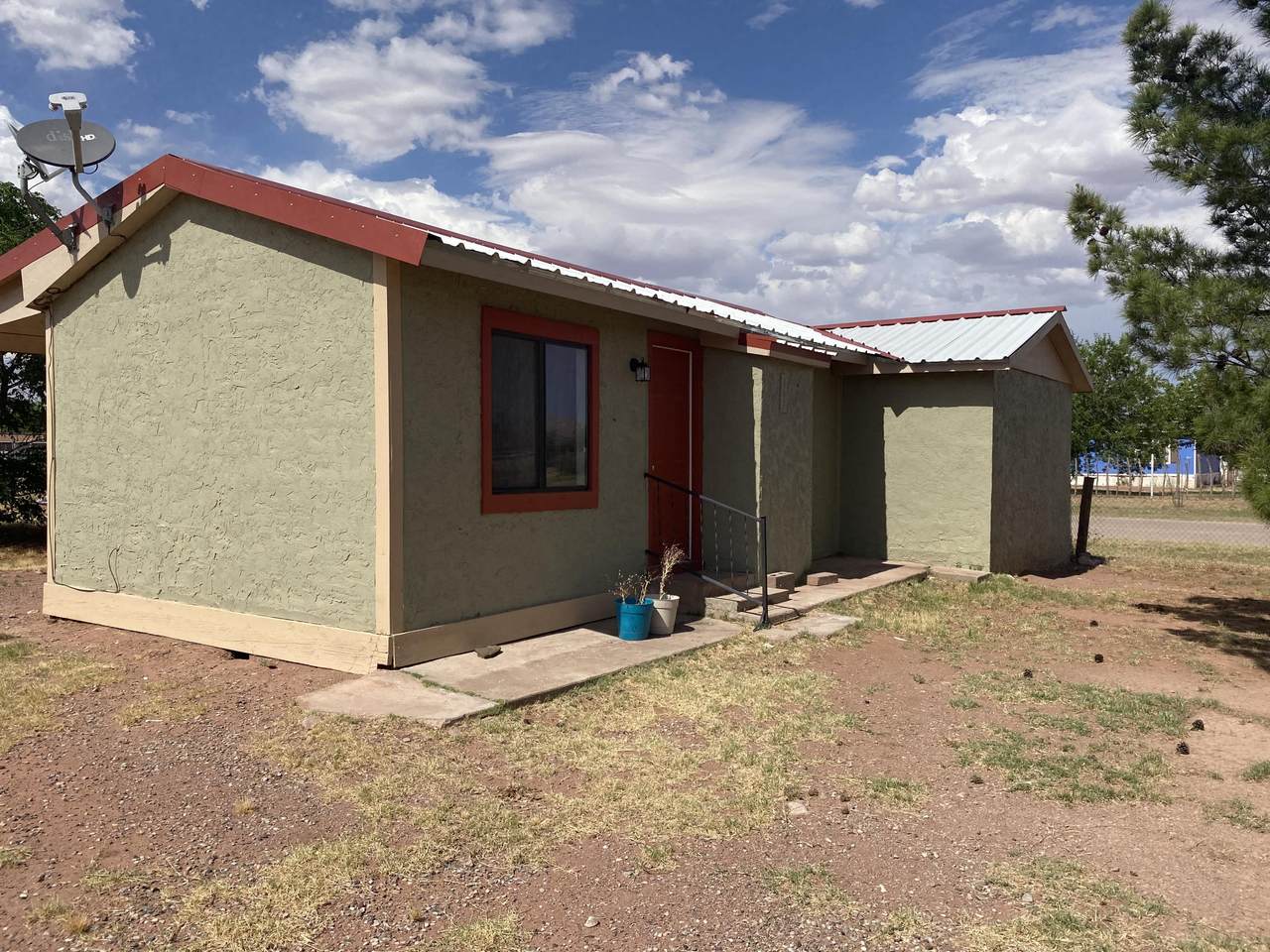 407 2nd Street - Photo 1