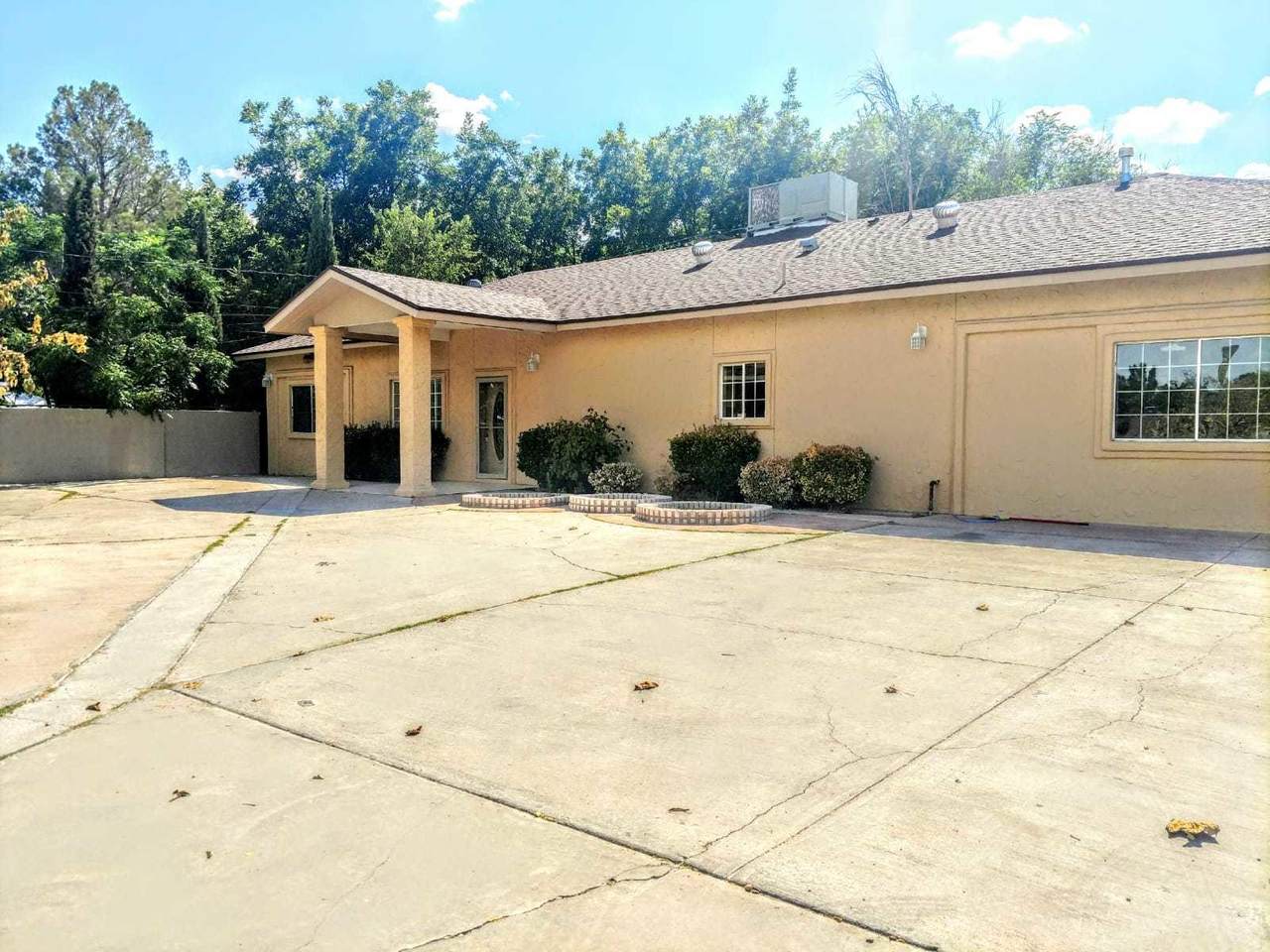 7868 La Senda Drive - Photo 1