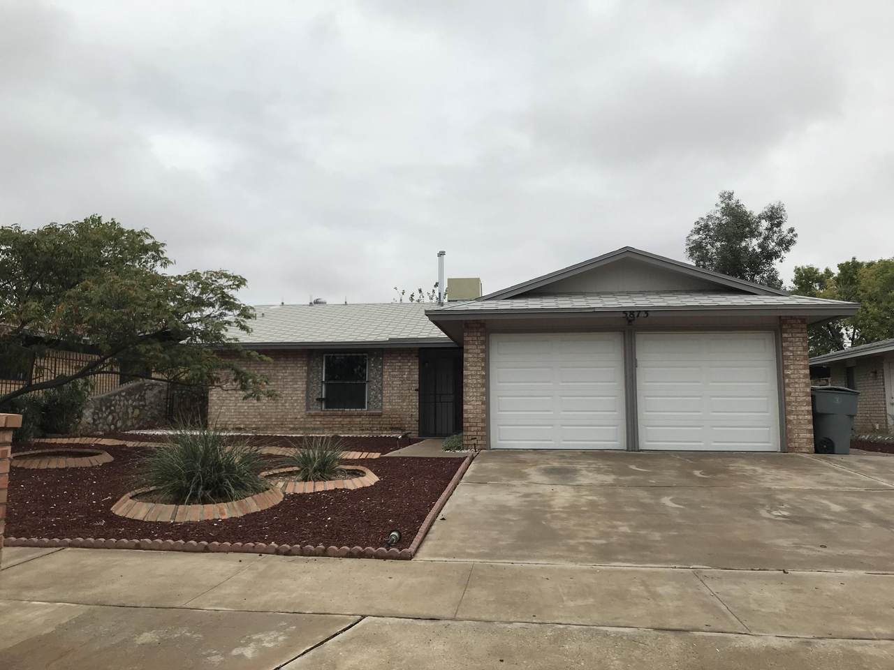 5873 Clydesdale Drive - Photo 1