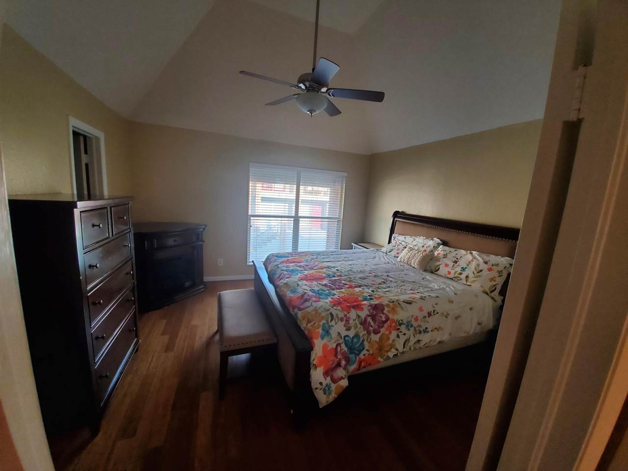 4433 Stanton Street - Photo 1
