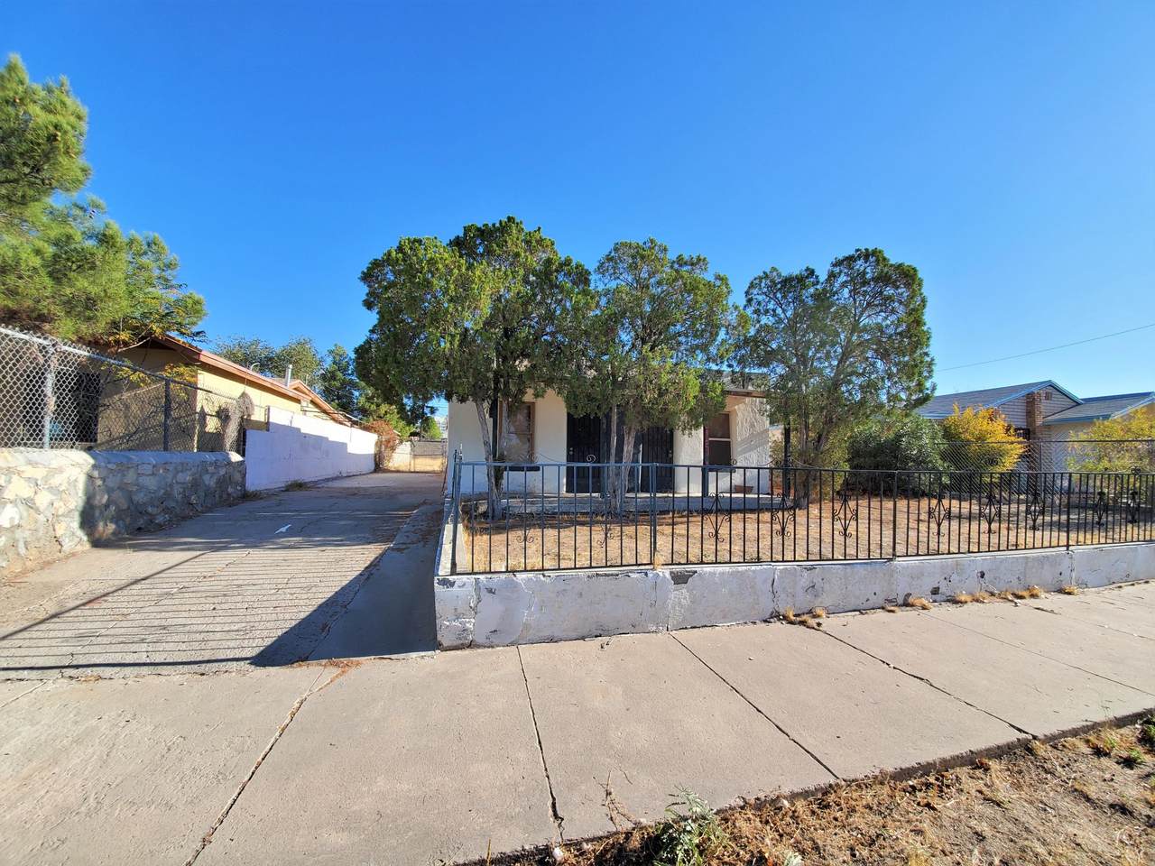 6015 Yandell Drive - Photo 1