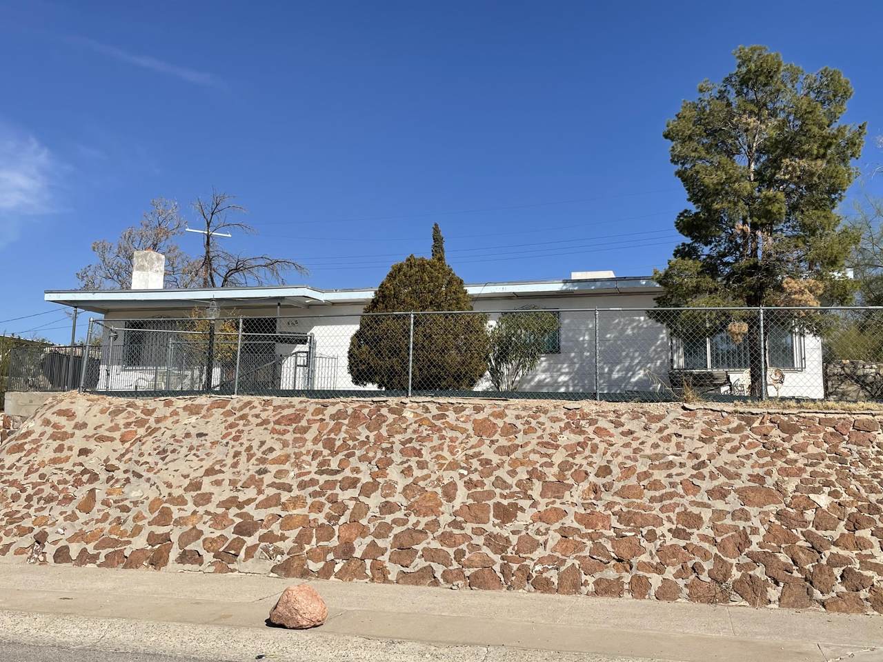 5205 Garry Owen Road - Photo 1