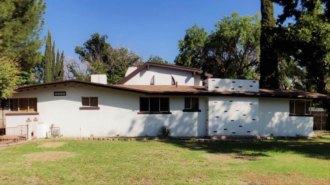 5116 Camino De La Vista Drive - Photo 1
