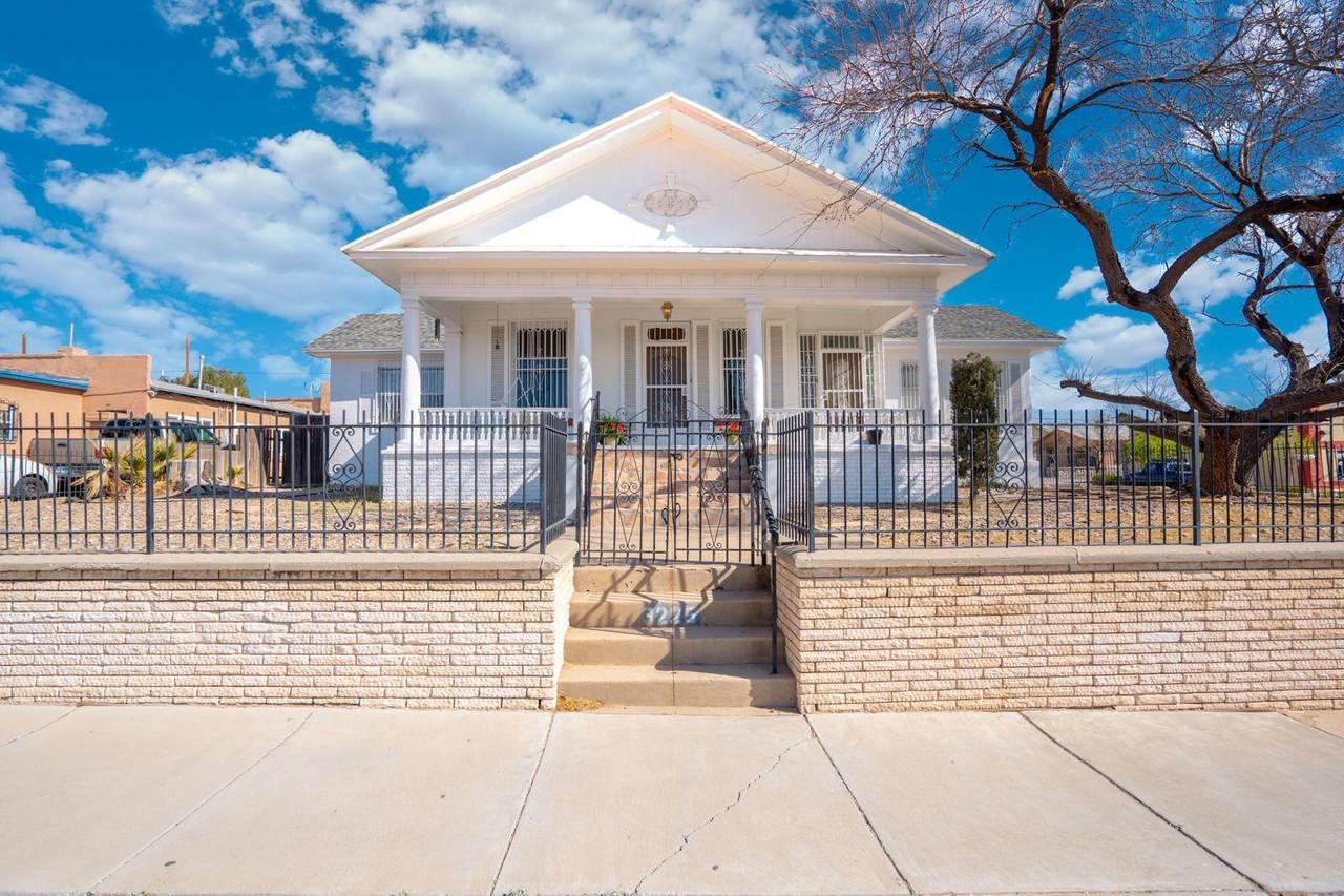 3225 Fort Boulevard - Photo 1