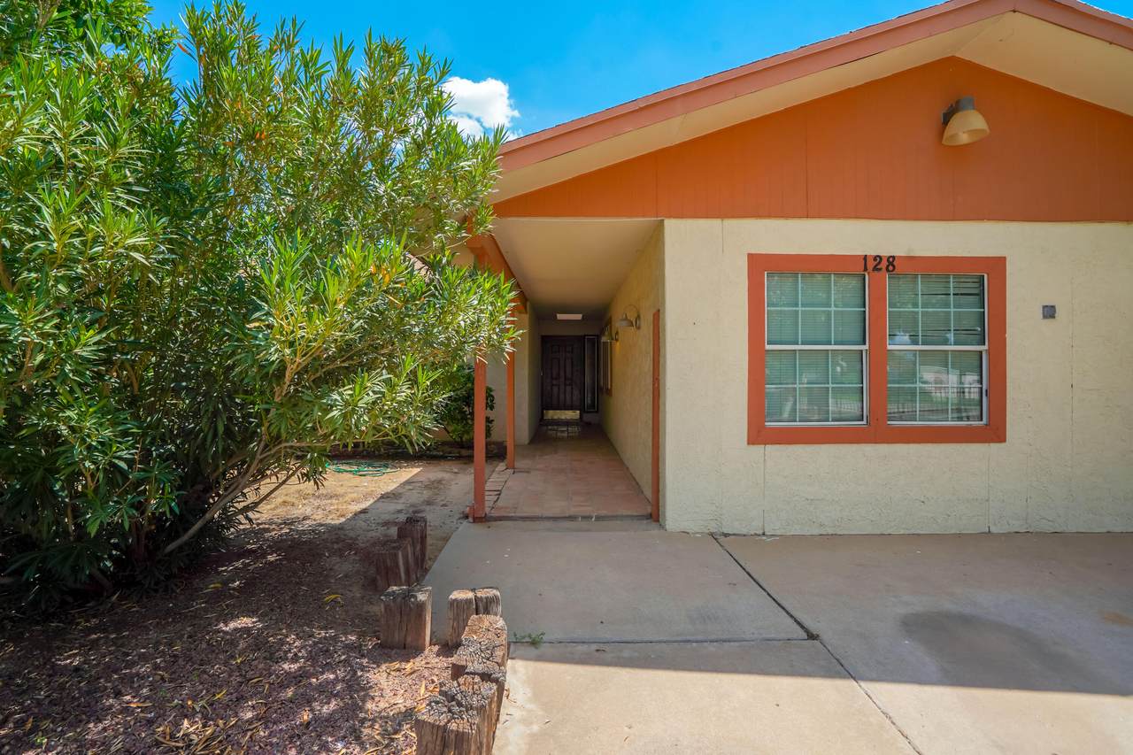 128 Serrania Drive - Photo 1