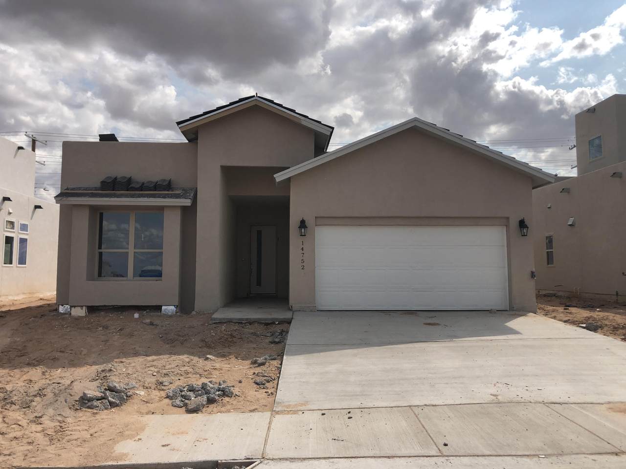 14752 John Mcneely Avenue - Photo 1