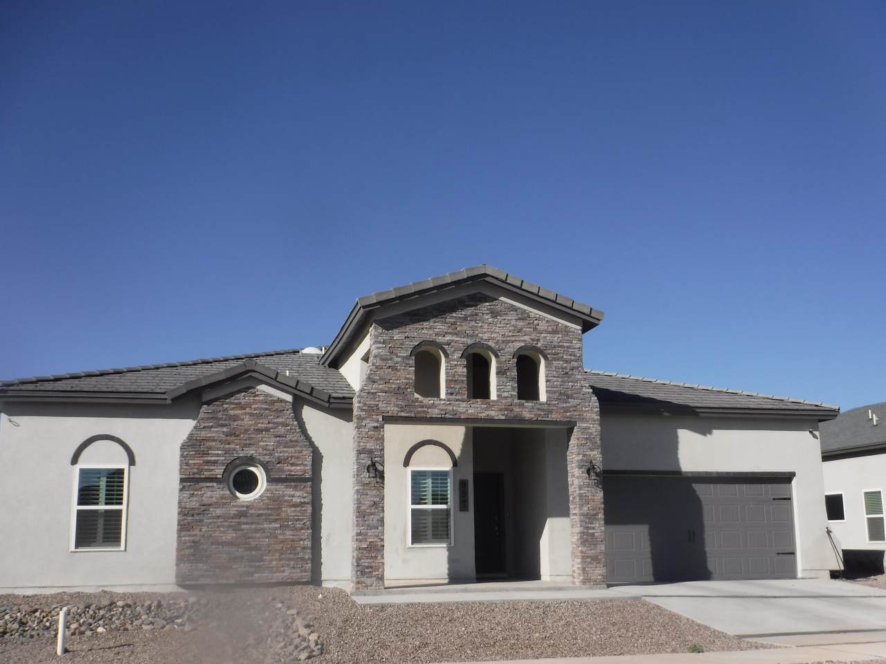 957 Abe Goldberg Drive - Photo 1
