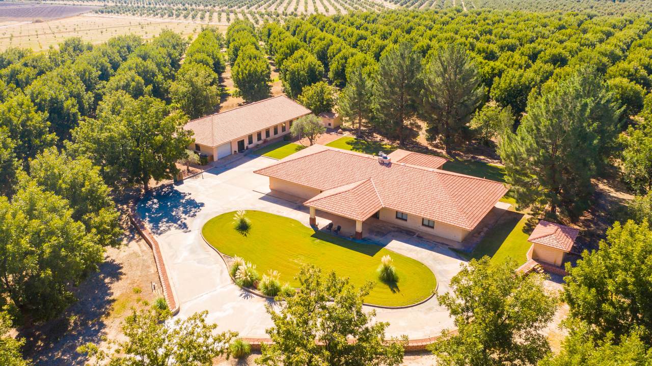 15820 Socorro Road - Photo 1