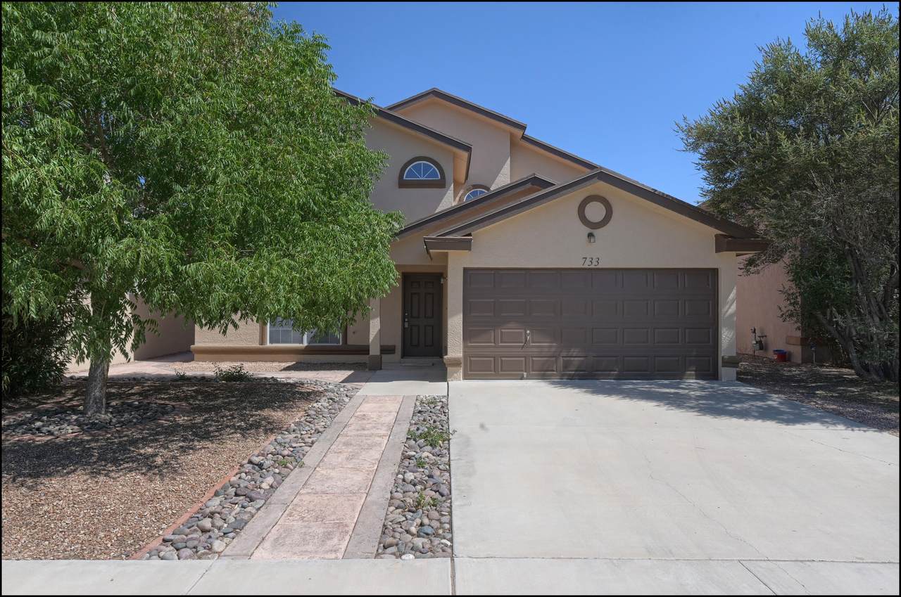 733 Linda Johnson Avenue - Photo 1