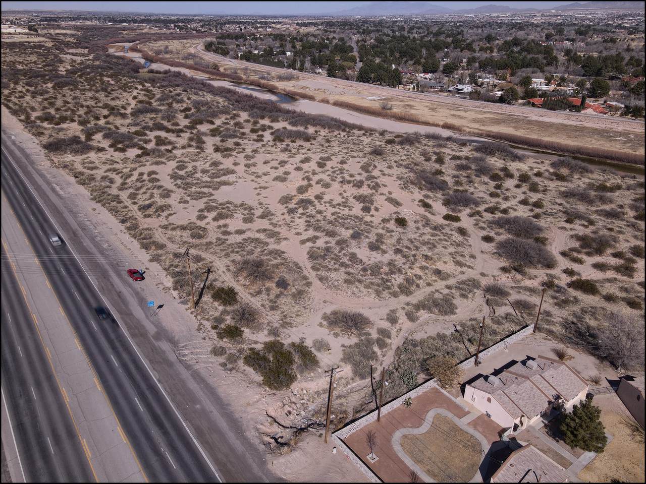 4417 Mcnutt Road - Photo 1