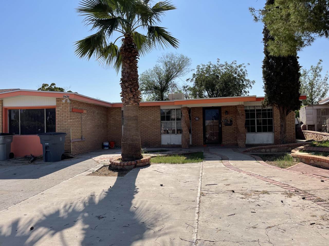 9436 Nottingham Drive - Photo 1