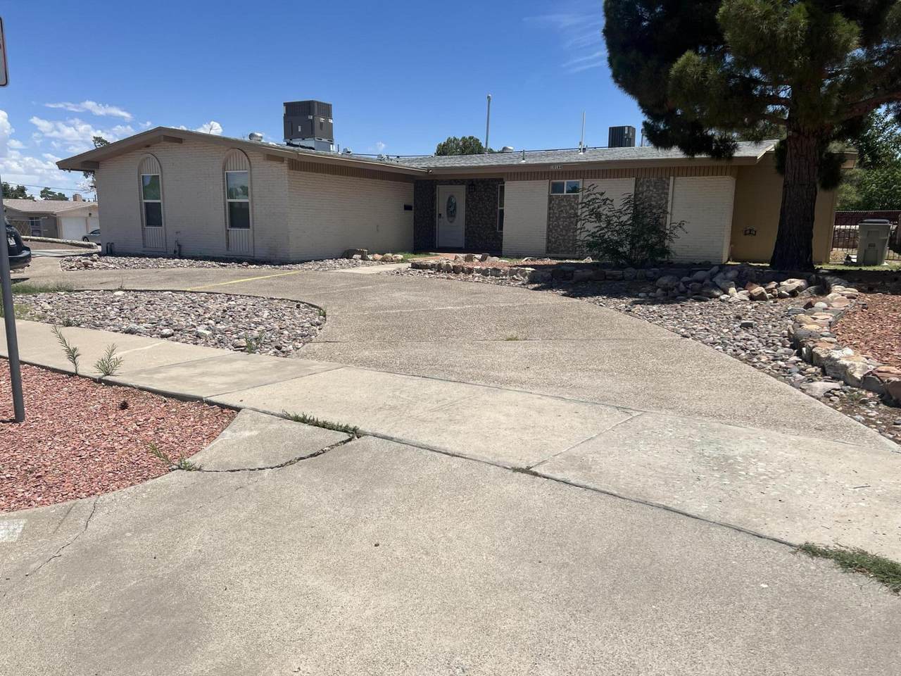 10184 Camwood Drive - Photo 1