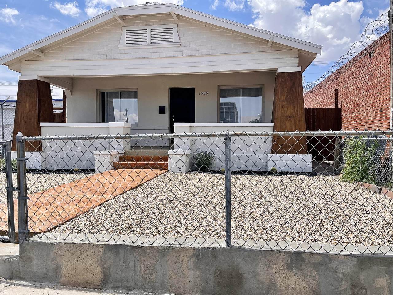 2505 Wyoming Avenue - Photo 1