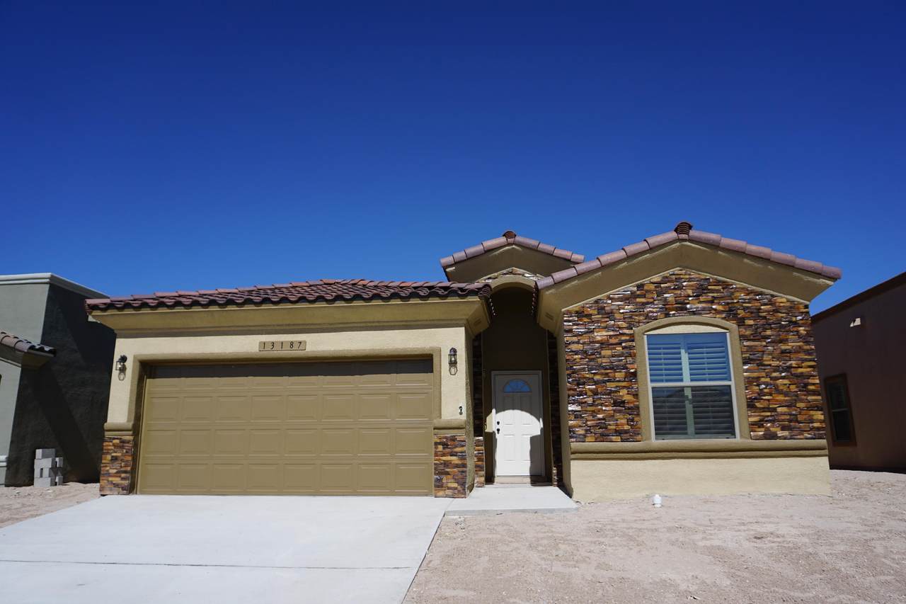 13155 Emerald Isle Street - Photo 1