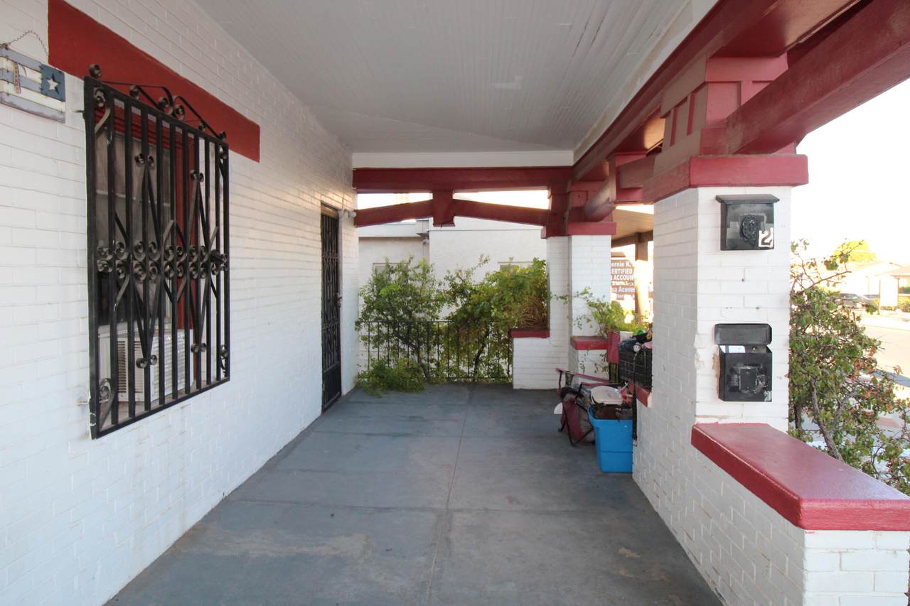 2315 Montana Avenue - Photo 1