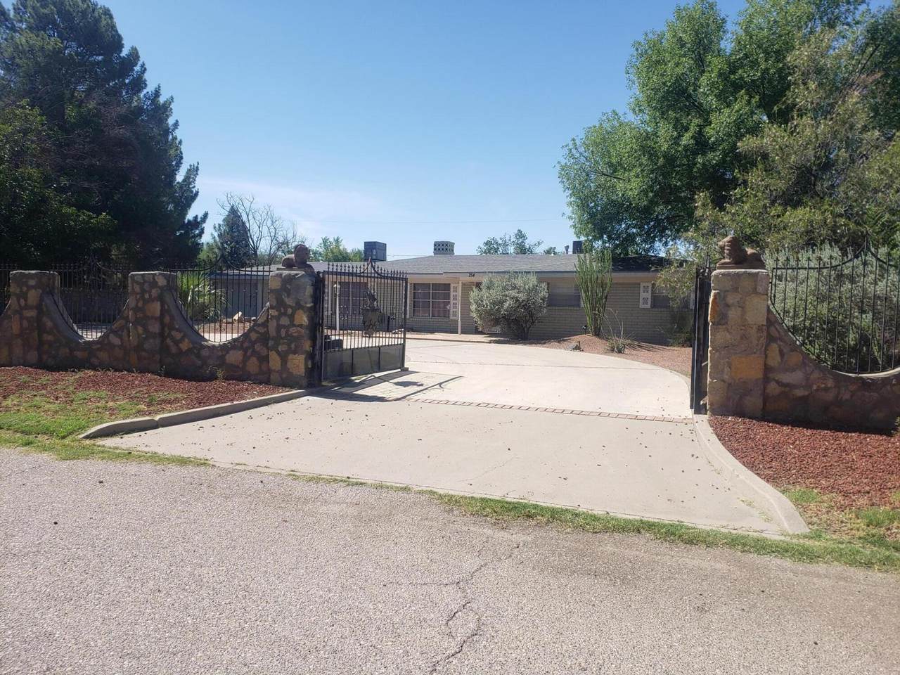 754 Rinconada Lane - Photo 1