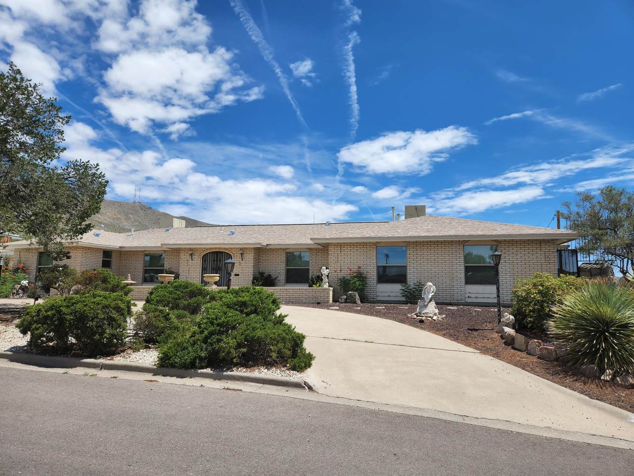 4212 Park Hill Drive - Photo 1