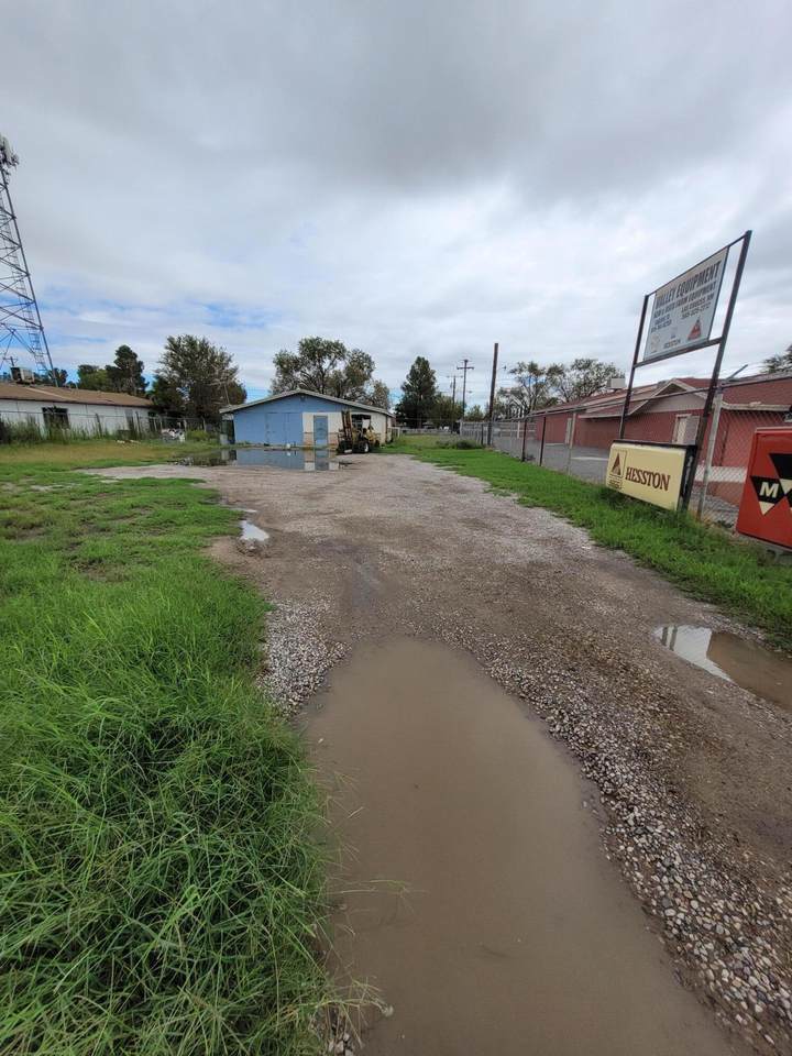 16133 Alameda Avenue - Photo 1