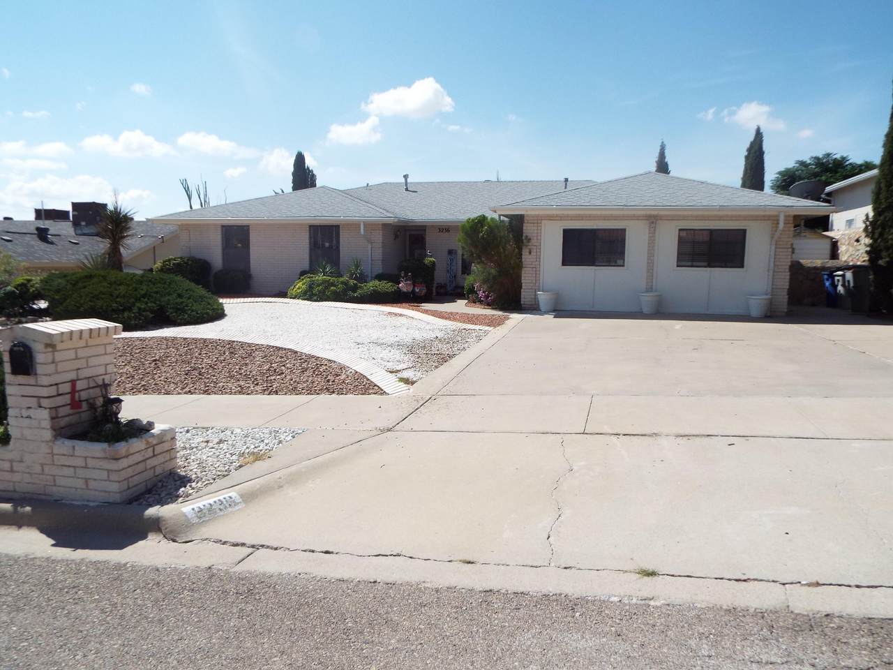 3236 Mountain Walk Drive - Photo 1