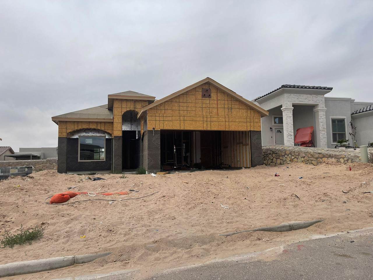 233 Glenlivet Way - Photo 1