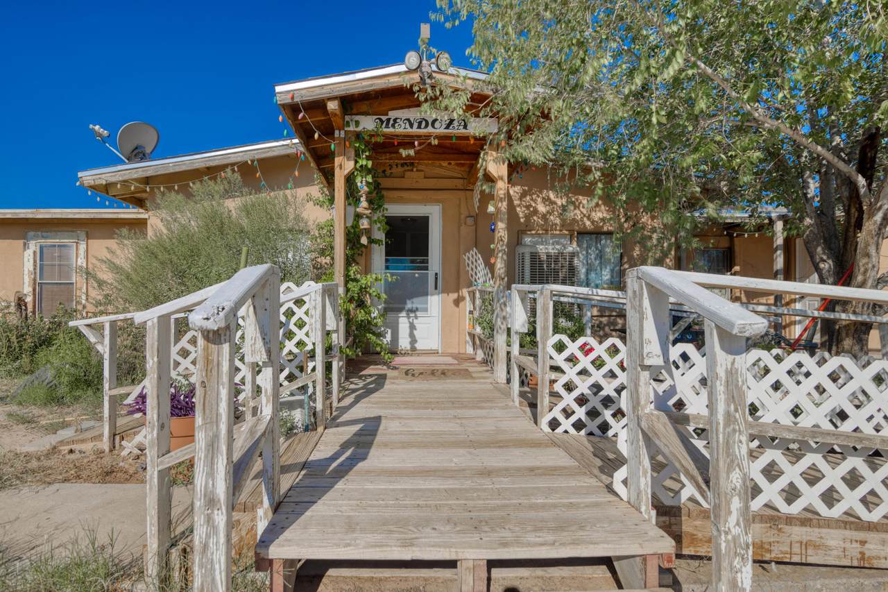 24 Chihuahua Avenue - Photo 1