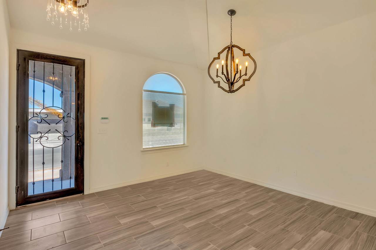 328 Brud Holland Drive - Photo 1