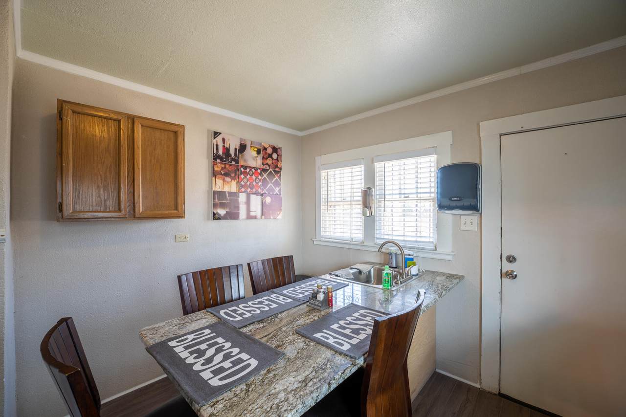100 Washington Street - Photo 1