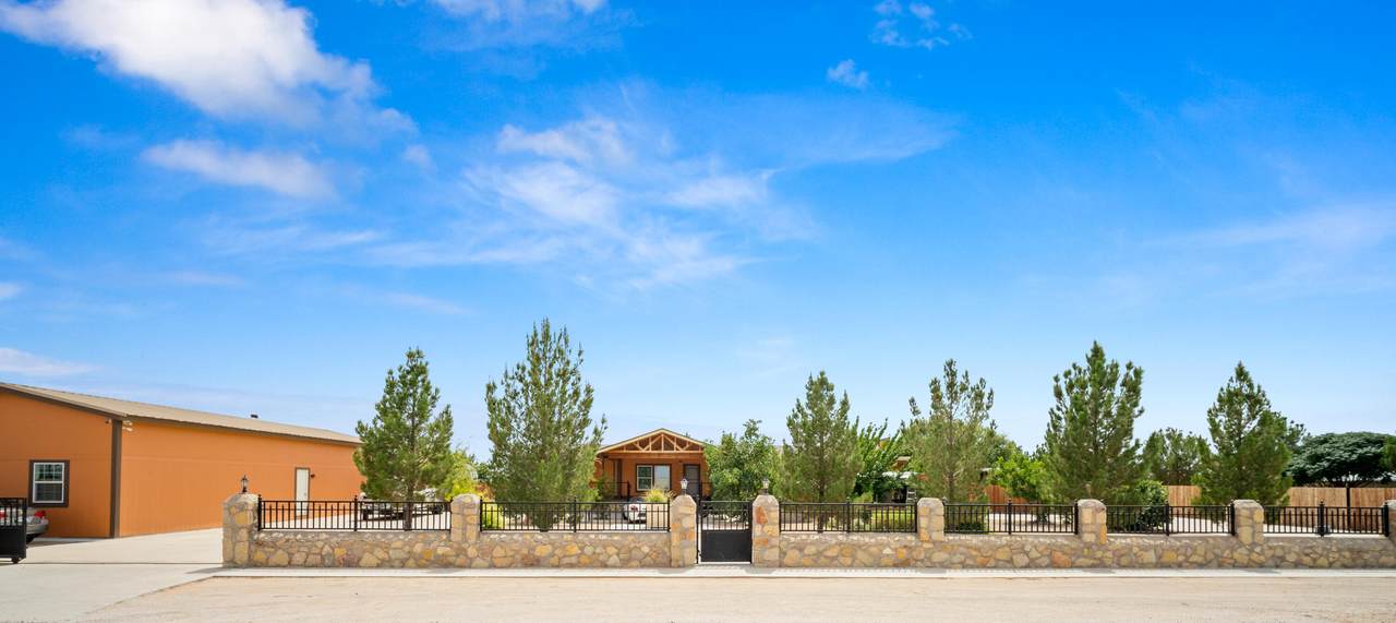 14740 Cassidy Drive - Photo 1