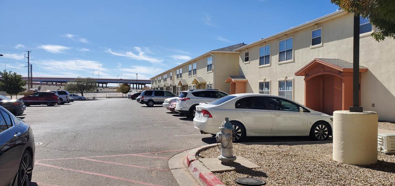 10021 Railroad Drive - Photo 1