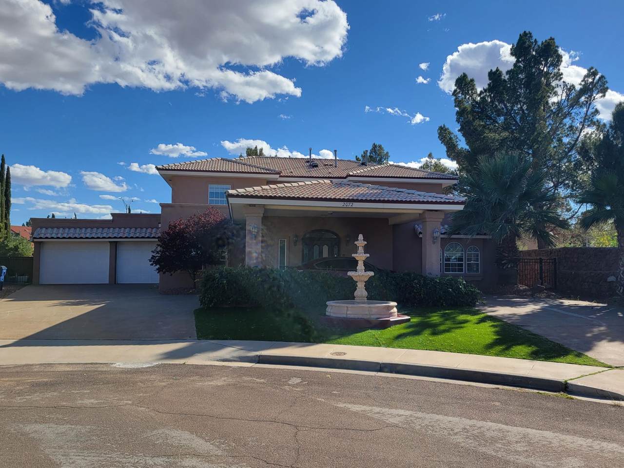 2072 Pueblo Nuevo Circle - Photo 1
