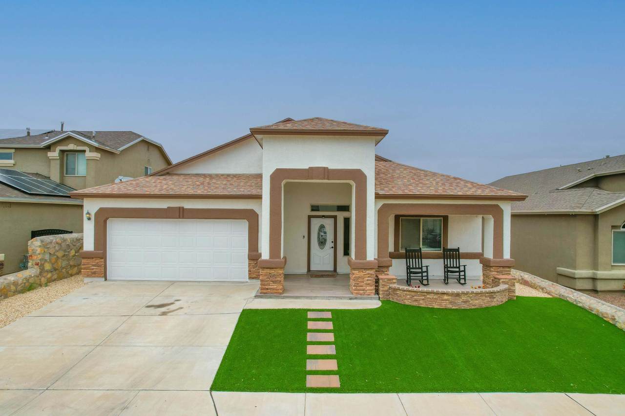 14677 Hunters Grove Avenue - Photo 1