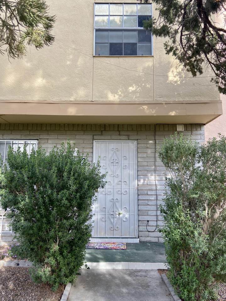 233 Maricopa Drive - Photo 1